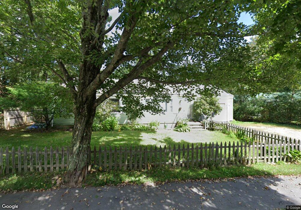 39 Willow St, Yarmouth, ME 04096 - photo 1