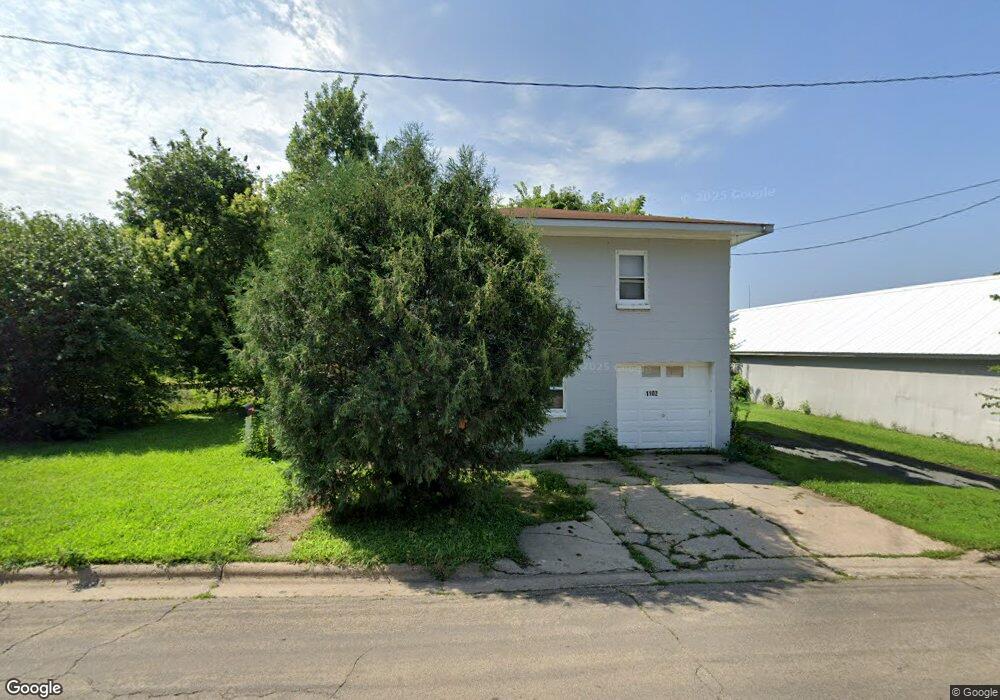 1102 Ramsey St, Albert Lea, MN 56007 - photo 1