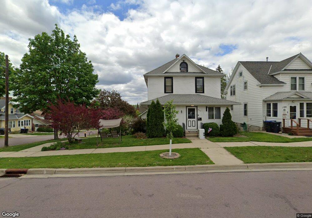 414 E Spring St, Mankato, MN 56001 - photo 1