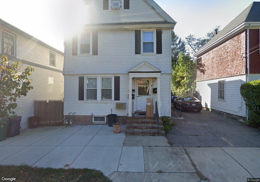 88 High St unit 3, Newton, MA 02461 - photo 1