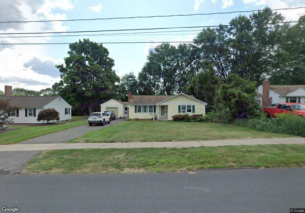 108 Brockett St, Newington, CT 06111 - photo 1