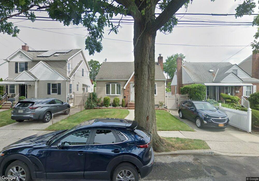 1072 Carukin St, Franklin Square, NY 11010 - photo 1