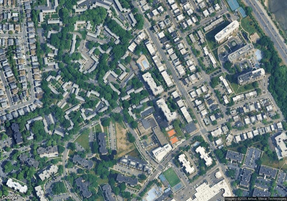 1673 212th St unit 119, Bayside, NY 11360 - photo 1