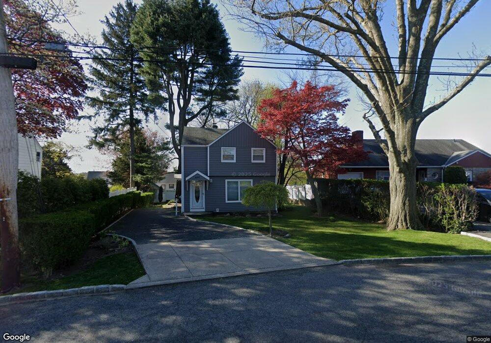 19 Windermere Dr, Yonkers, NY 10710 - photo 1