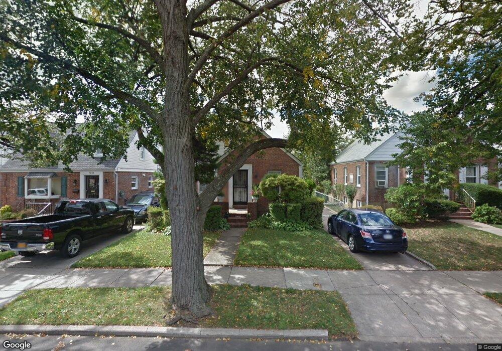 5320 192nd St, Fresh Meadows, NY 11365 - photo 1