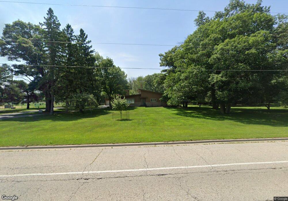 2007 38th Ave, Menominee, MI 49858 - photo 1