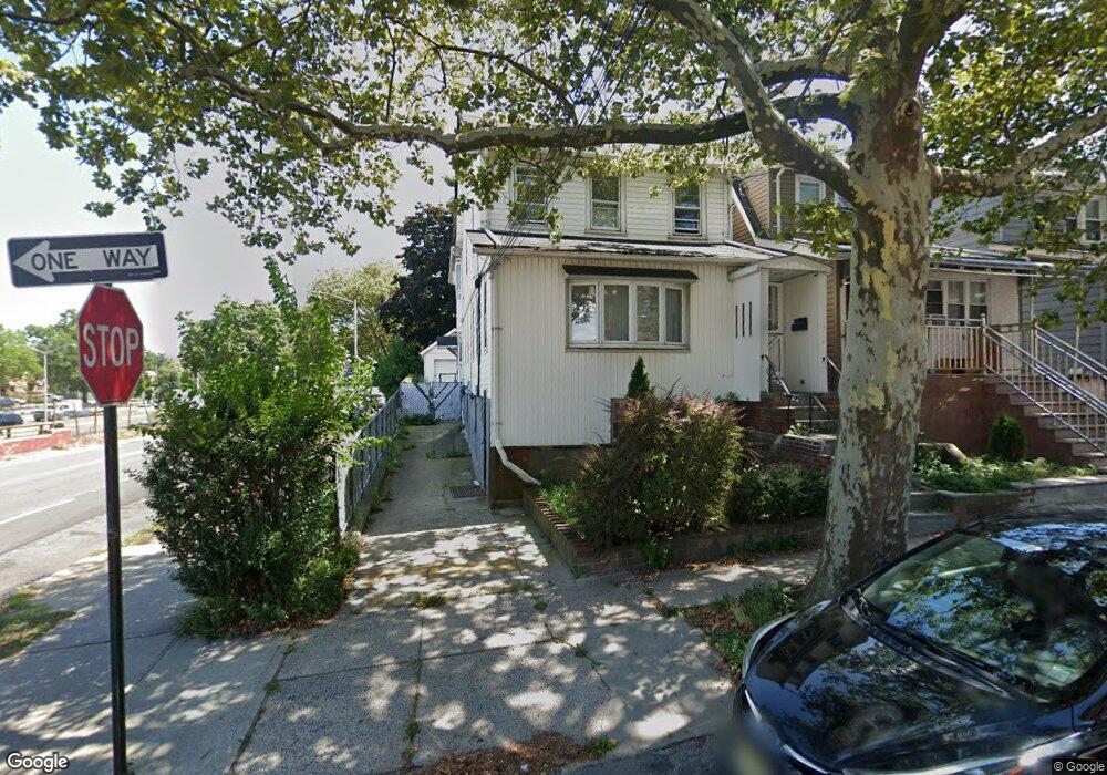 61-11 156th St unit 1st Fl, Flushing, NY 11367 - photo 1