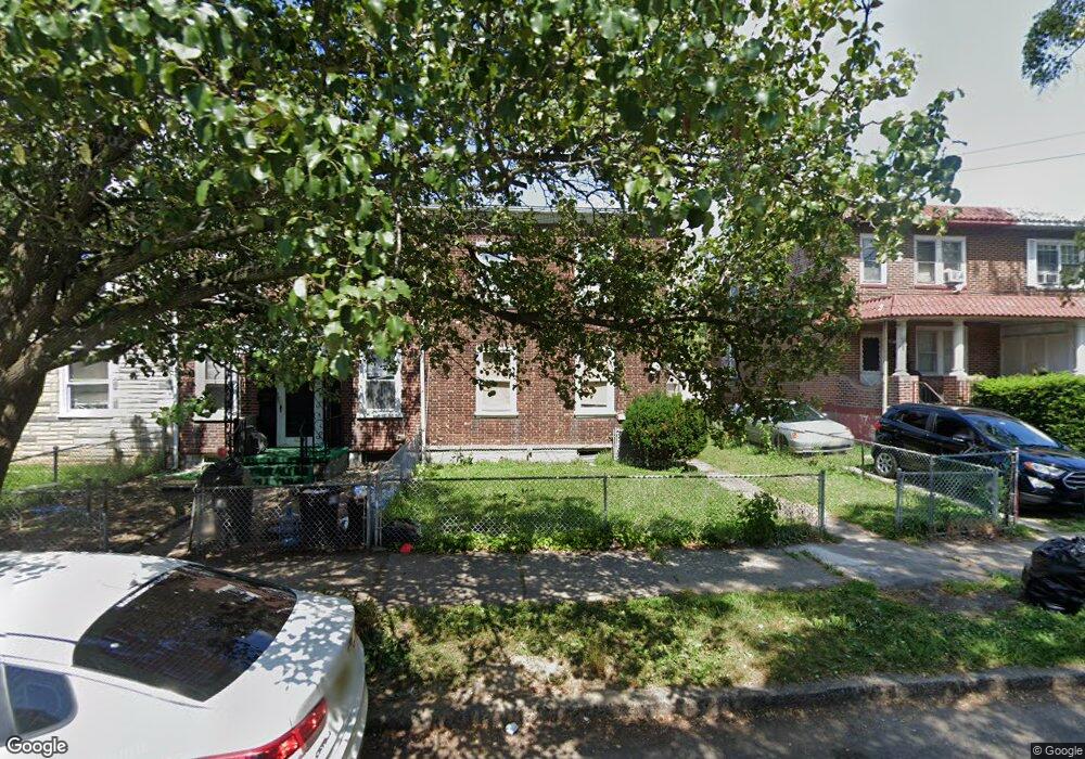 2914 E Octagon Rd, Camden, NJ 08104 - photo 1