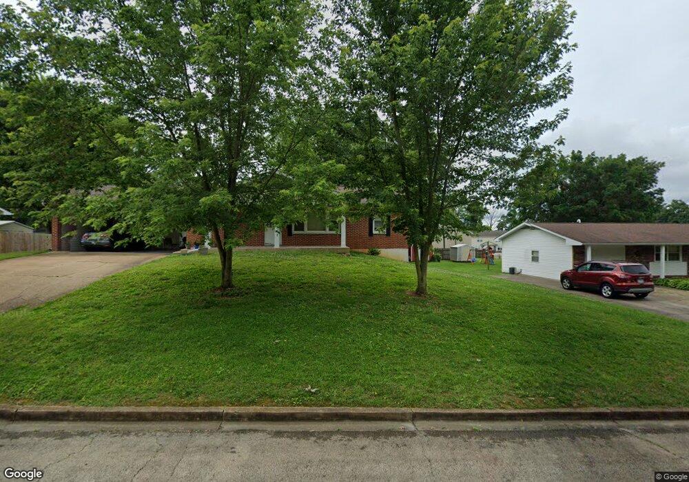 706 Aldergate St, Farmington, MO 63640 - photo 1