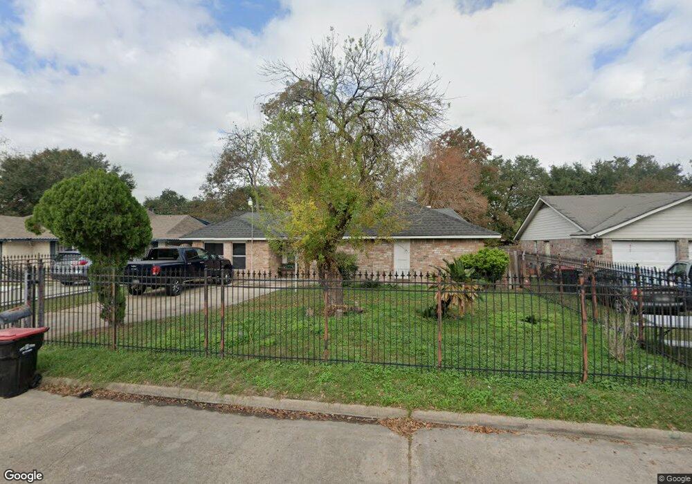 1222 Castolan Dr, Houston, TX 77038 - photo 1