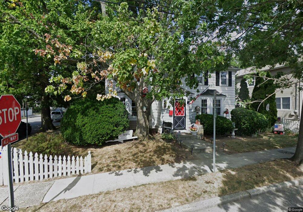 93 Monroe St, Franklin Square, NY 11010 - photo 1