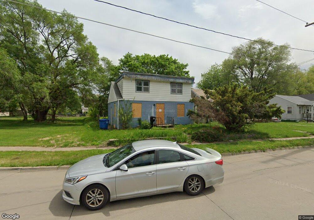 913 E 23rd St, Des Moines, IA 50317 - photo 1