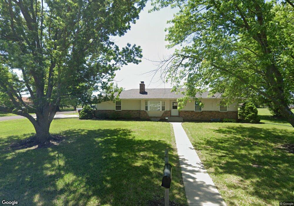 8601 SW 27th St, Topeka, KS 66614 - photo 1