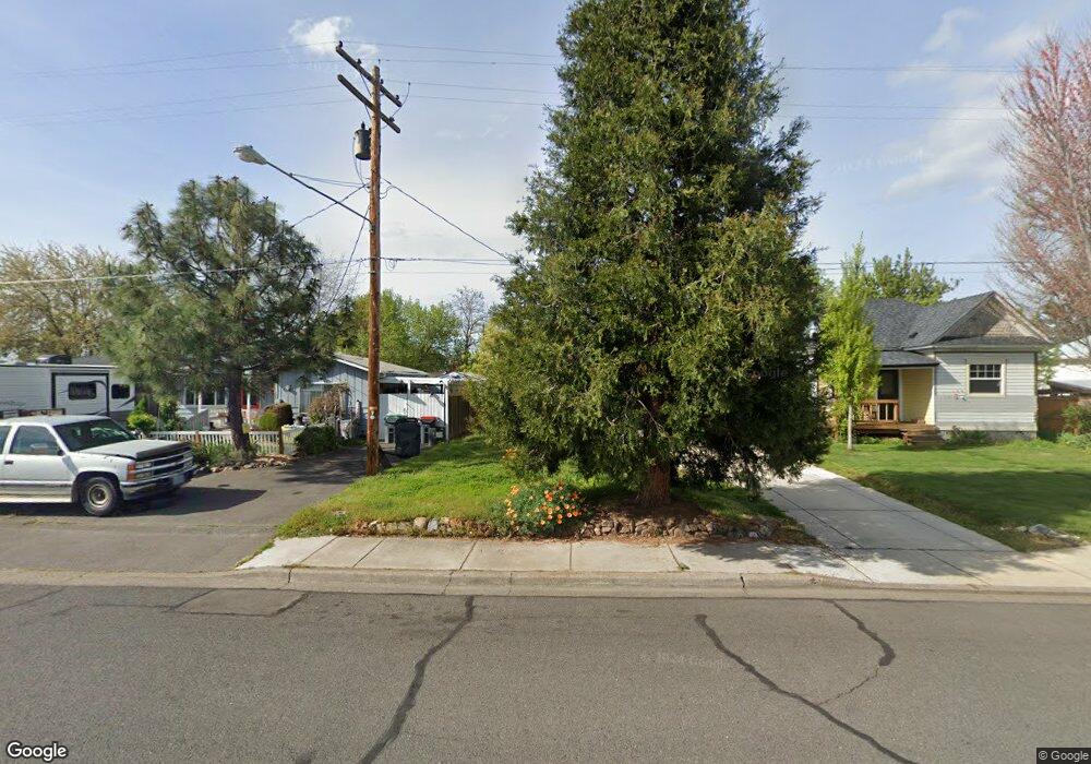 611 Cedar St, Central Point, OR 97502 - photo 1