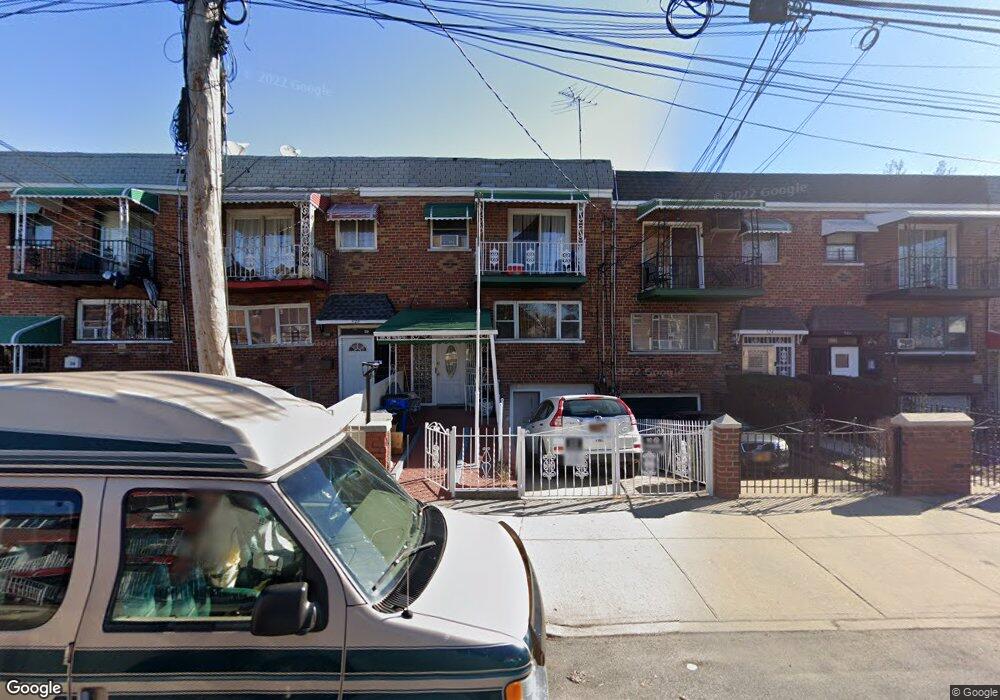 526 Taylor Ave, Bronx, NY 10473 - photo 1
