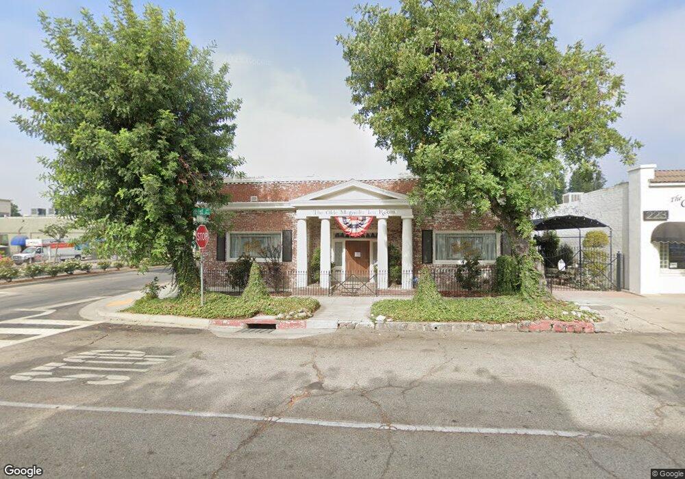 201 N 1st Ave, Upland, CA 91786 - photo 1