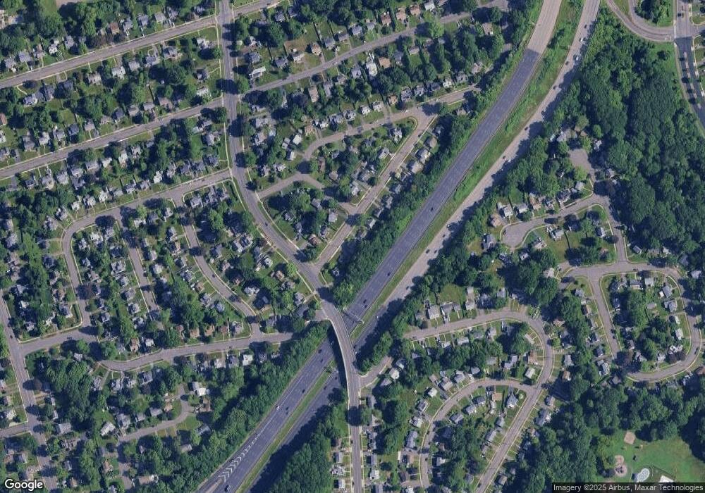 7 Chamberlin Dr, West Hartford, CT 06107 - photo 1