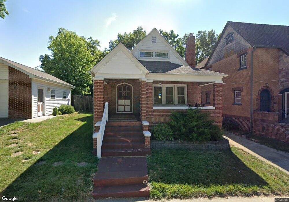 206 Epperson St, Moberly, MO 65270 - photo 1