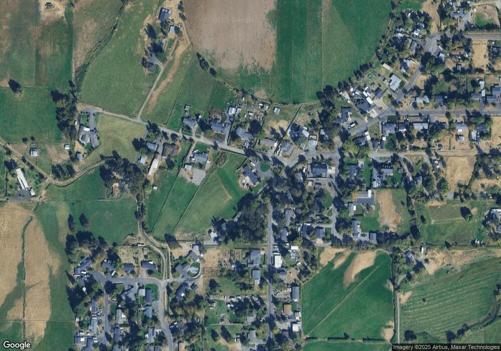 2735 Heritage Rd, Central Point, OR 97502 - photo 1