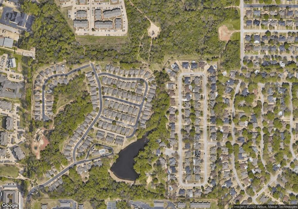 1861 Hollylake Cir, Tyler, TX 75703 - photo 1