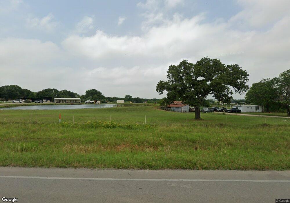 801 Jay Bird Ln, Springtown, TX 76082 - photo 1