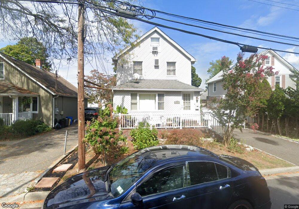 36 Devine Ave, Syosset, NY 11791 - photo 1