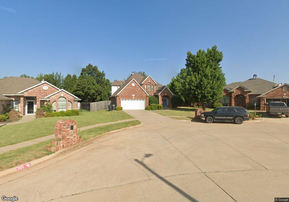 1601 SE 1st St, Moore, OK 73160 - photo 1