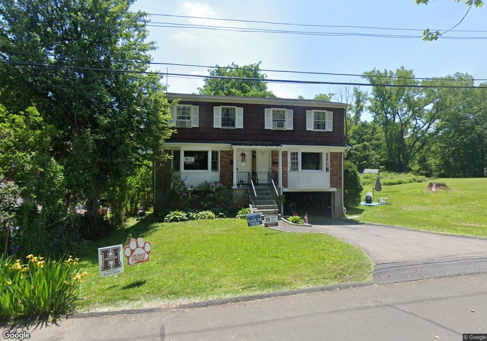 137 Crystal St, Harrison, NY 10528 - photo 1