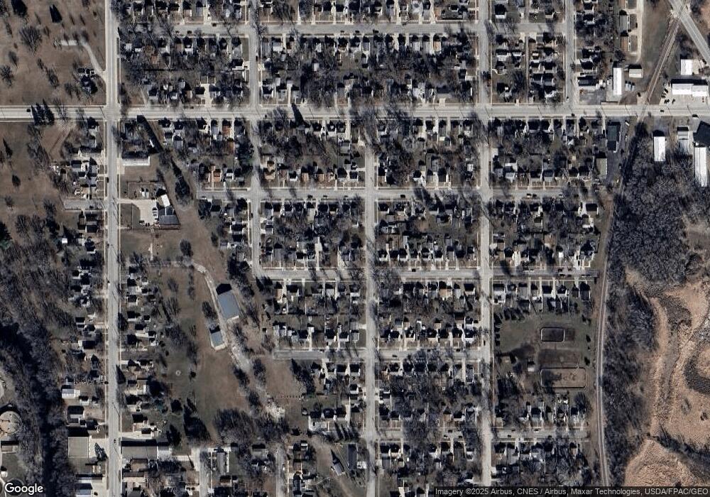 1010 7th St SE, Austin, MN 55912 - photo 1