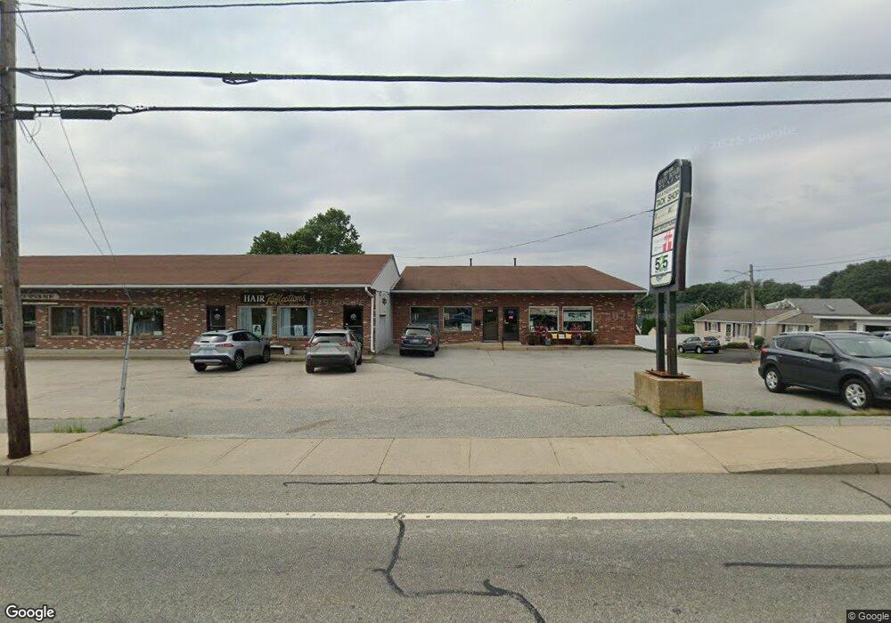 527 Main Rd, Tiverton, RI 02878 - photo 1