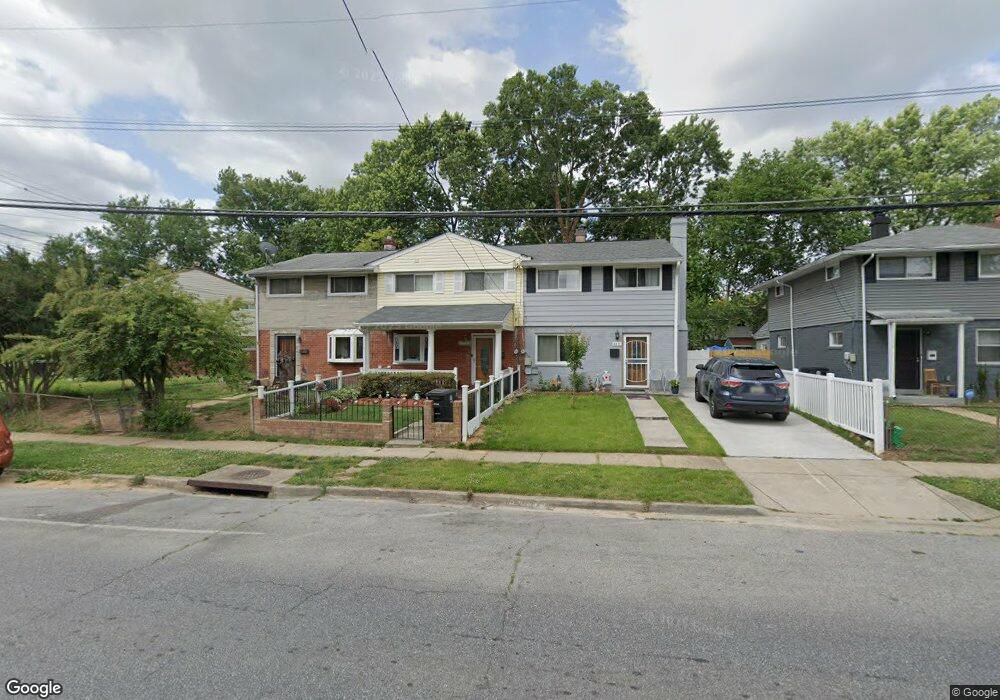 6933 Kent Town Dr, Hyattsville, MD 20785 - photo 1