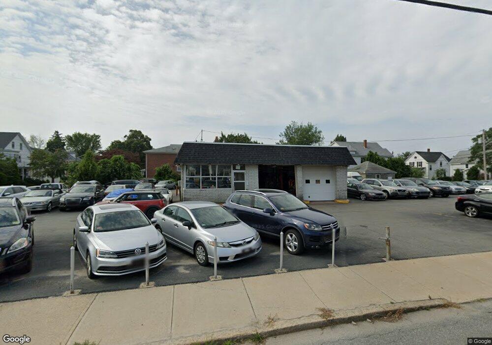 716 Park Ave, Cranston, RI 02910 - photo 1