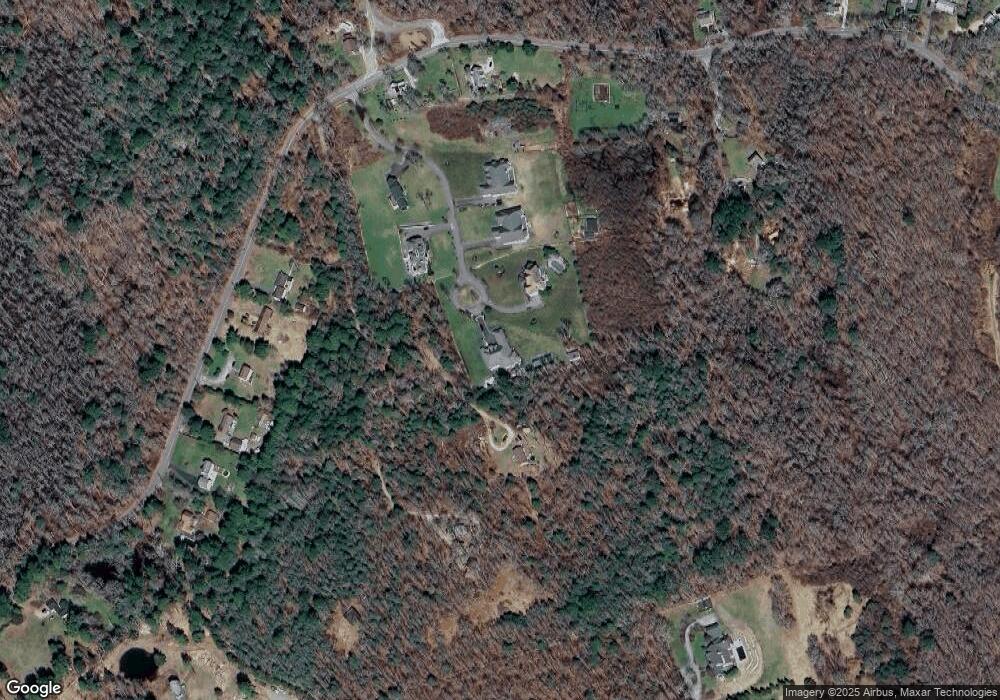 10 Fieldstone Farm Dr, South Dartmouth, MA 02748 - photo 1