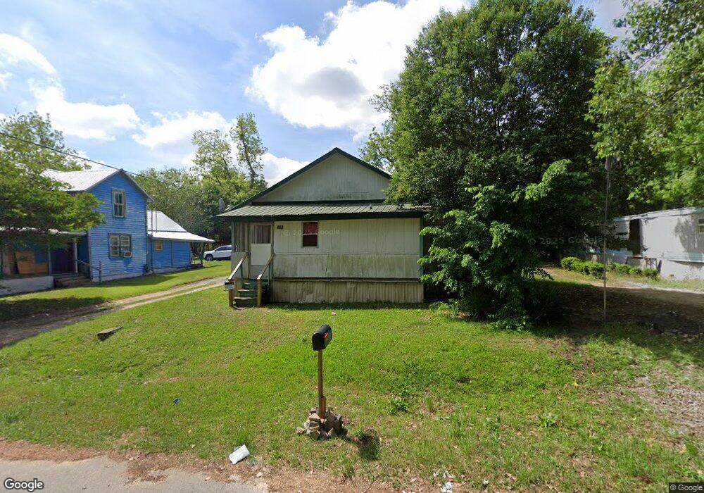 310 W Ohoopee St, Fitzgerald, GA 31750 - photo 1