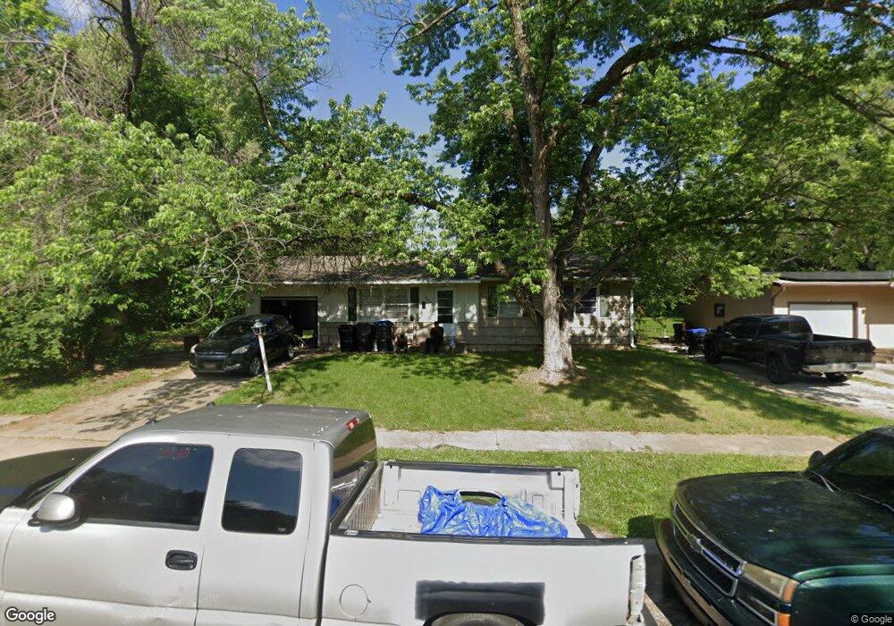 3812 SE Truman Ave, Topeka, KS 66609 - photo 1