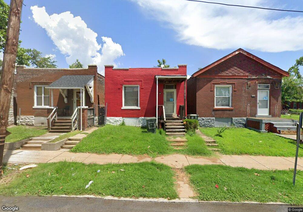 4385 Penrose St, Saint Louis, MO 63115 - photo 1