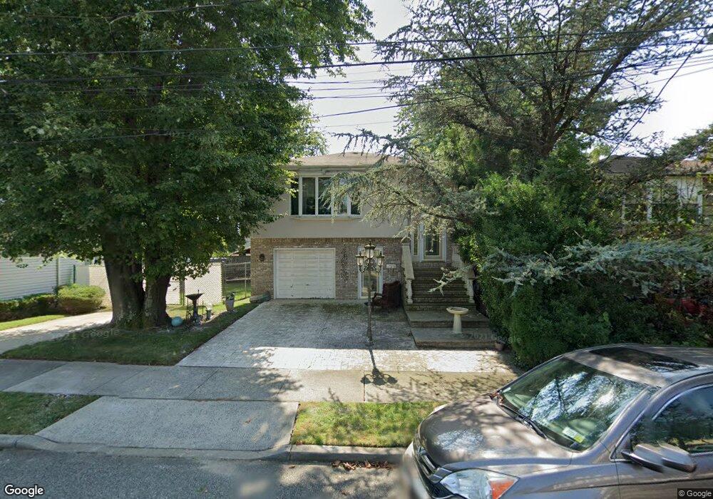 12 Algonkin St, Staten Island, NY 10312 - photo 1