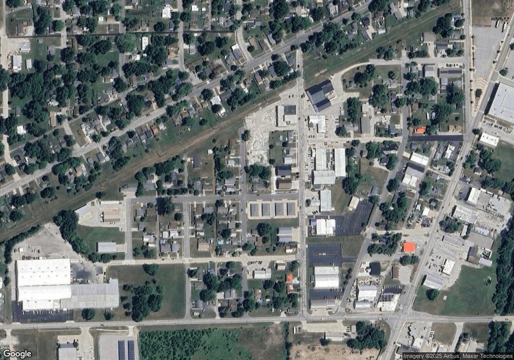 1710 Phillip St, Auburn, IN 46706 - photo 1