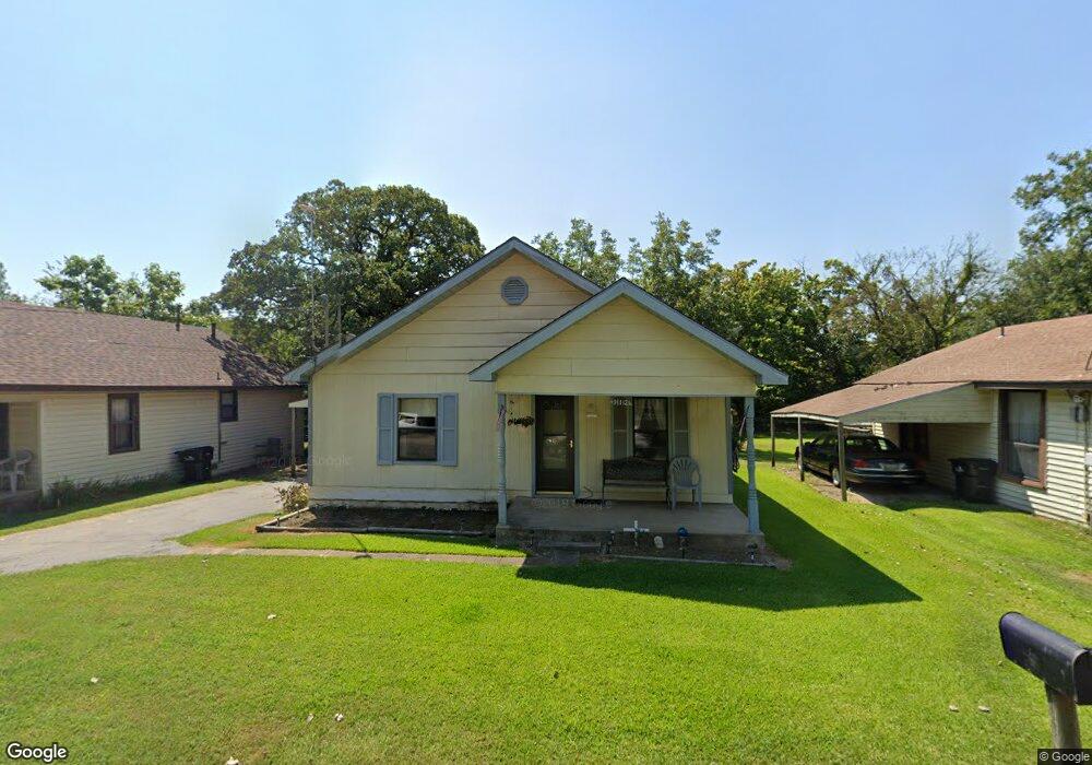 912 W Ford St, Denison, TX 75020 - photo 1