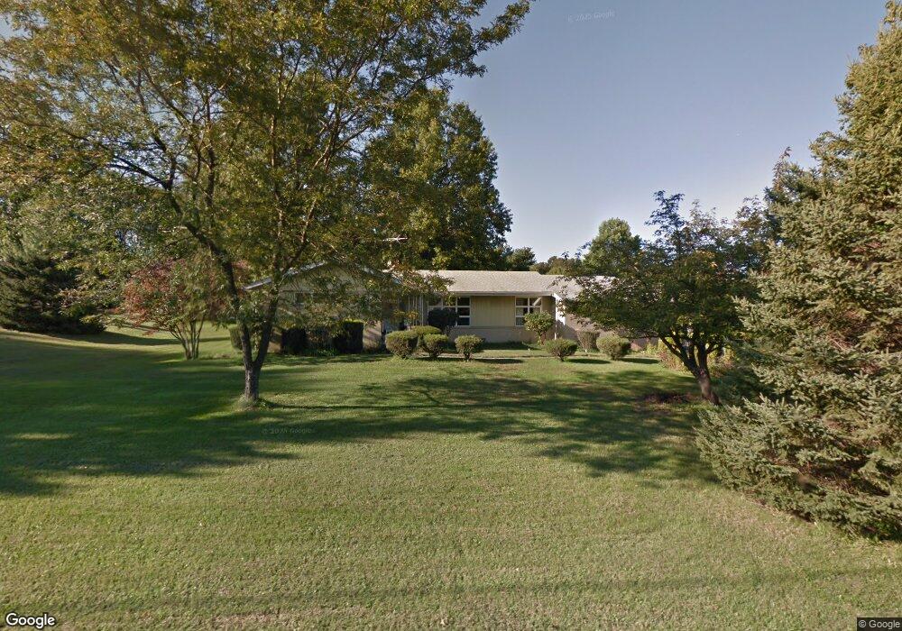 1461 Cedar Top Rd, Reading, PA 19607 - photo 1