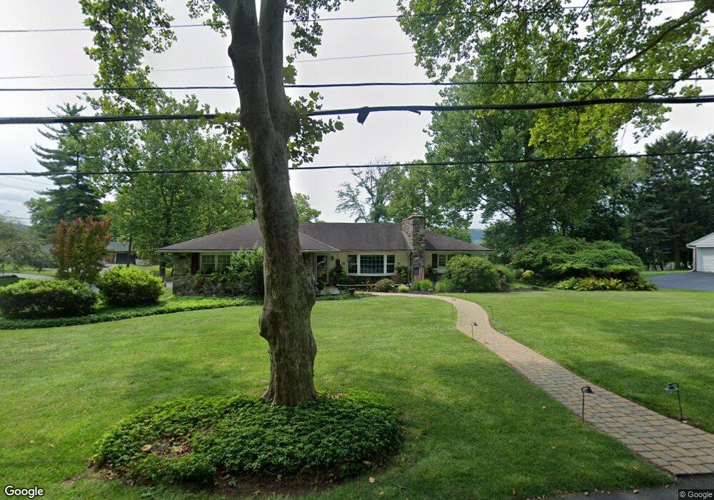 3600 Timberlane Dr, Easton, PA 18045 - photo 1