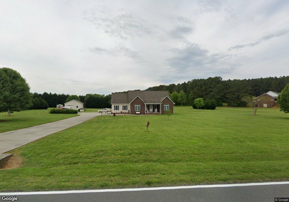 2301 Killian Rd, Lincolnton, NC 28092 - photo 1