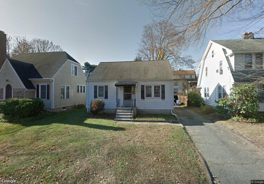 23 Lakeview Dr, Norwalk, CT 06850 - photo 1