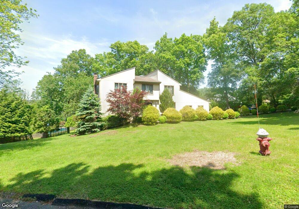 2 Water Mill Ct, Valley Cottage, NY 10989 - photo 1