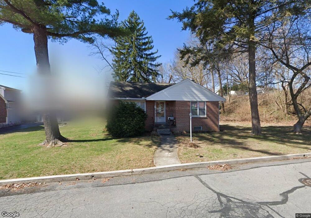 2330 Fremont Ave, Reading, PA 19605 - photo 1