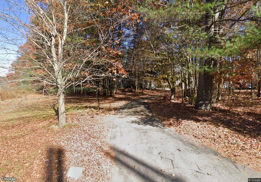 33 Spindle Tree Ln, Amesbury, MA 01913 - photo 1