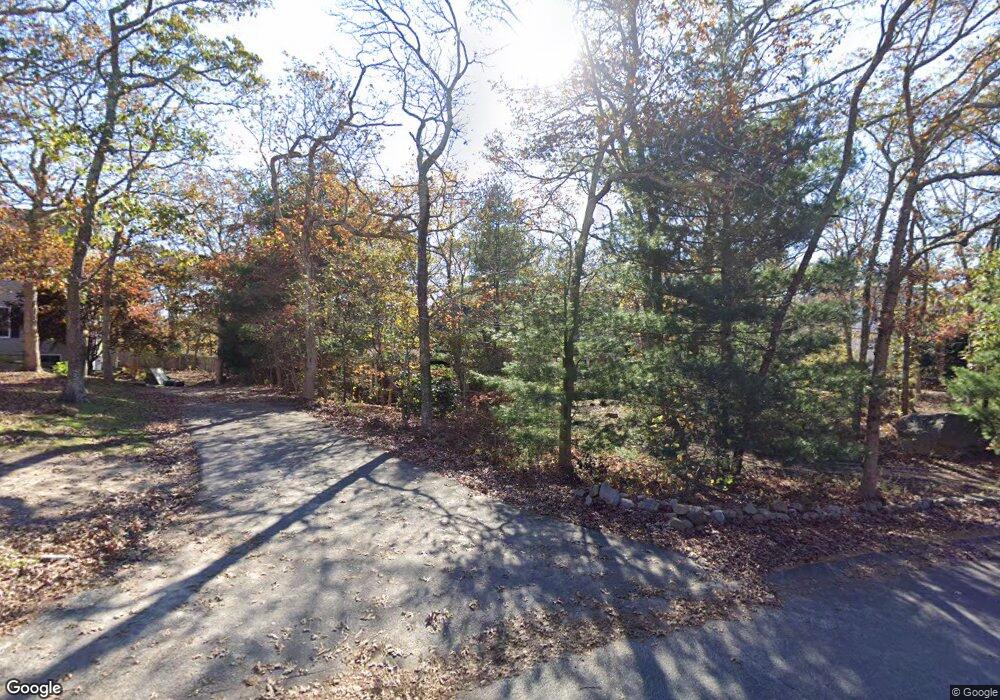 90 Clover Hill Rd, Tisbury, MA 02568 - photo 1