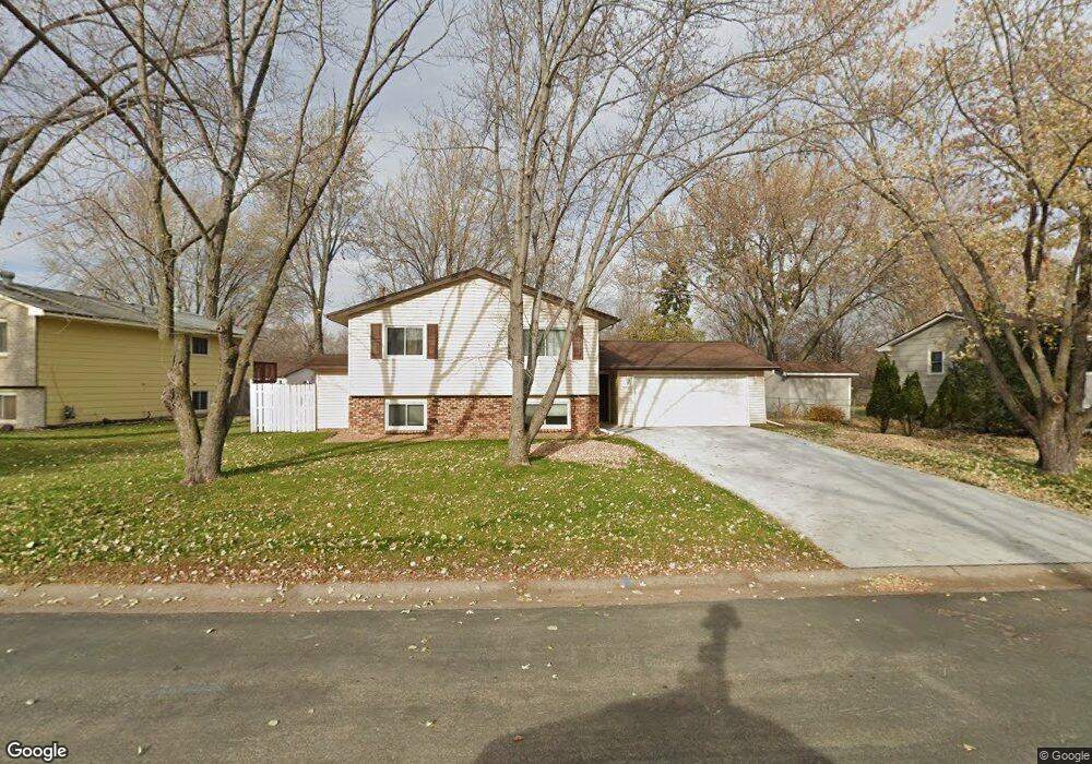 10714 Maple Valley Dr, Maple Grove, MN 55369 - photo 1