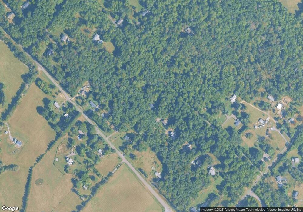 4564 Gavin Woods Ct, Catlett, VA 20119 - photo 1