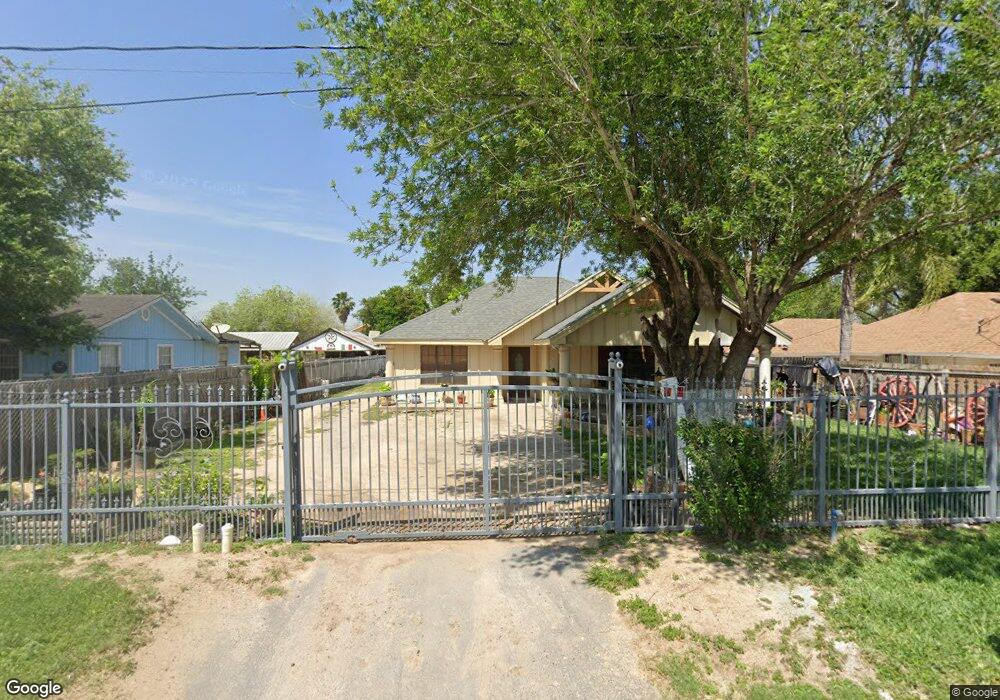 300 San Angelo Dr, Alamo, TX 78516 - photo 1